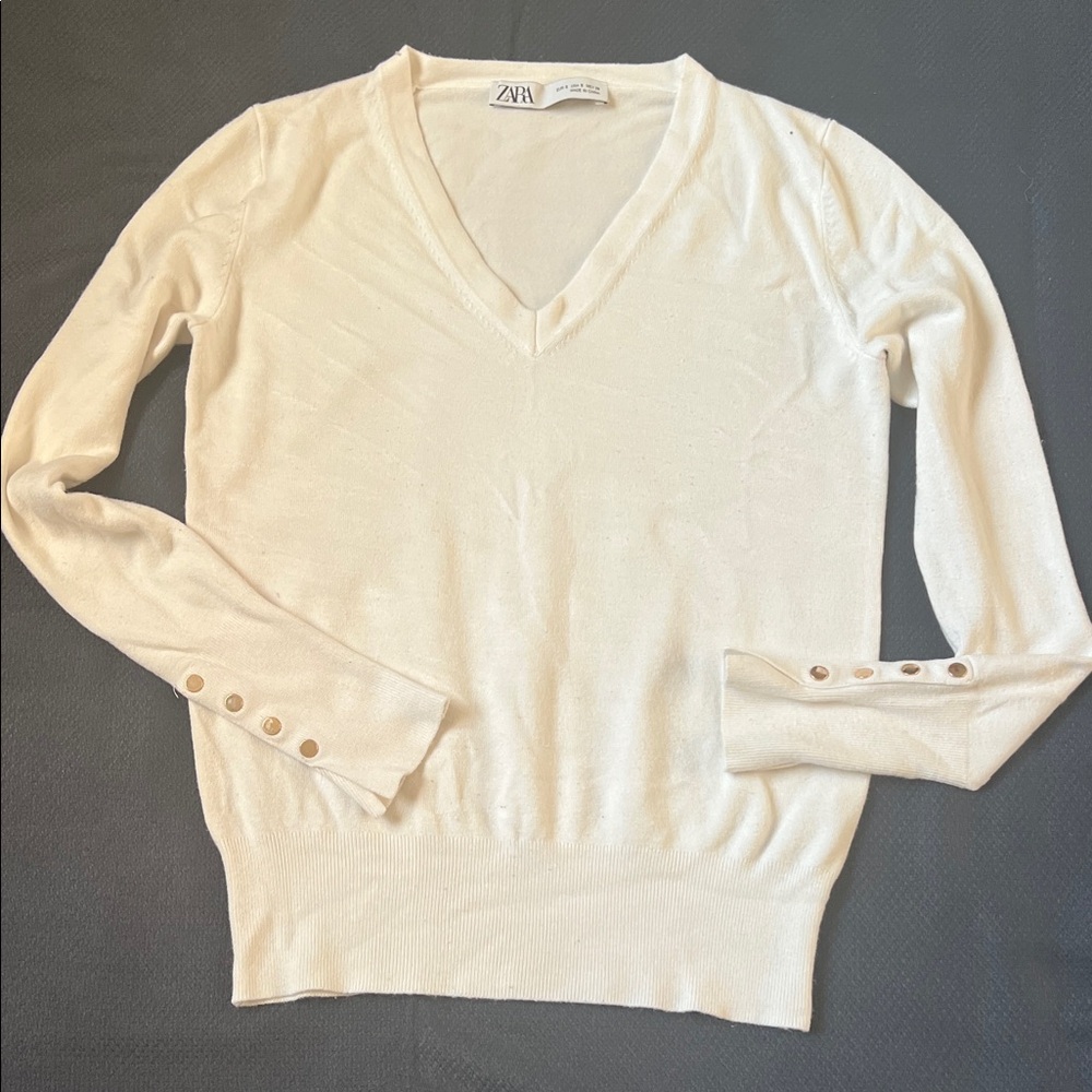 Zara Women's Off-White V-Neck Sweater with Buttoned Sleeves